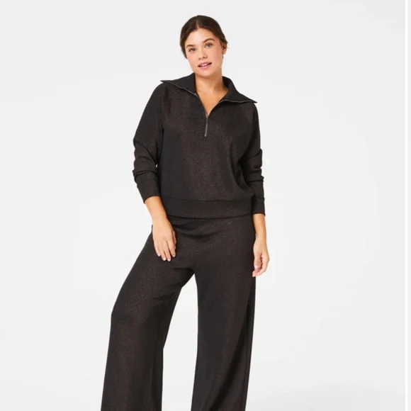 NWOT SPANX AirEssentials Half Zip with Shimmer in very black/Silver shimmer in M - Picture 1 of 10